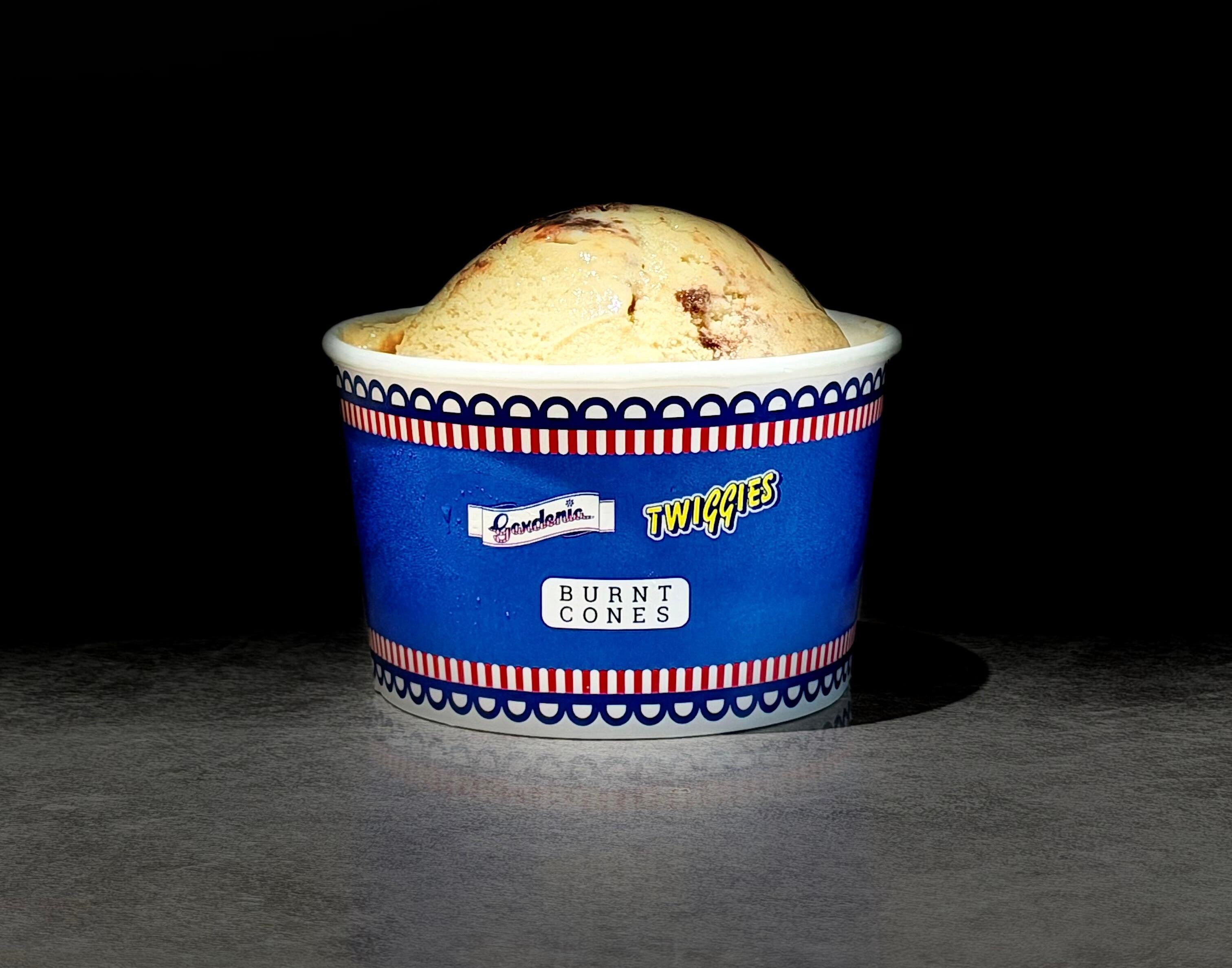 Scooping Gelato